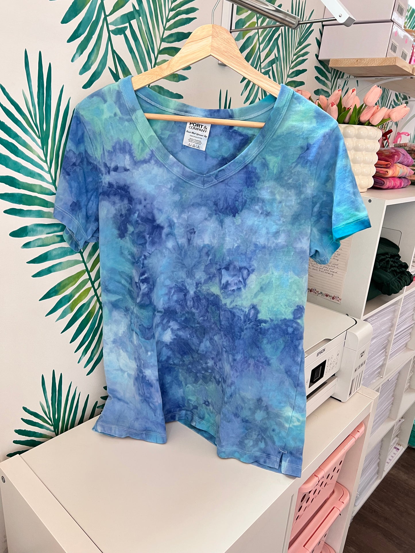 Ice Dyed V-Neck in Winter Storm