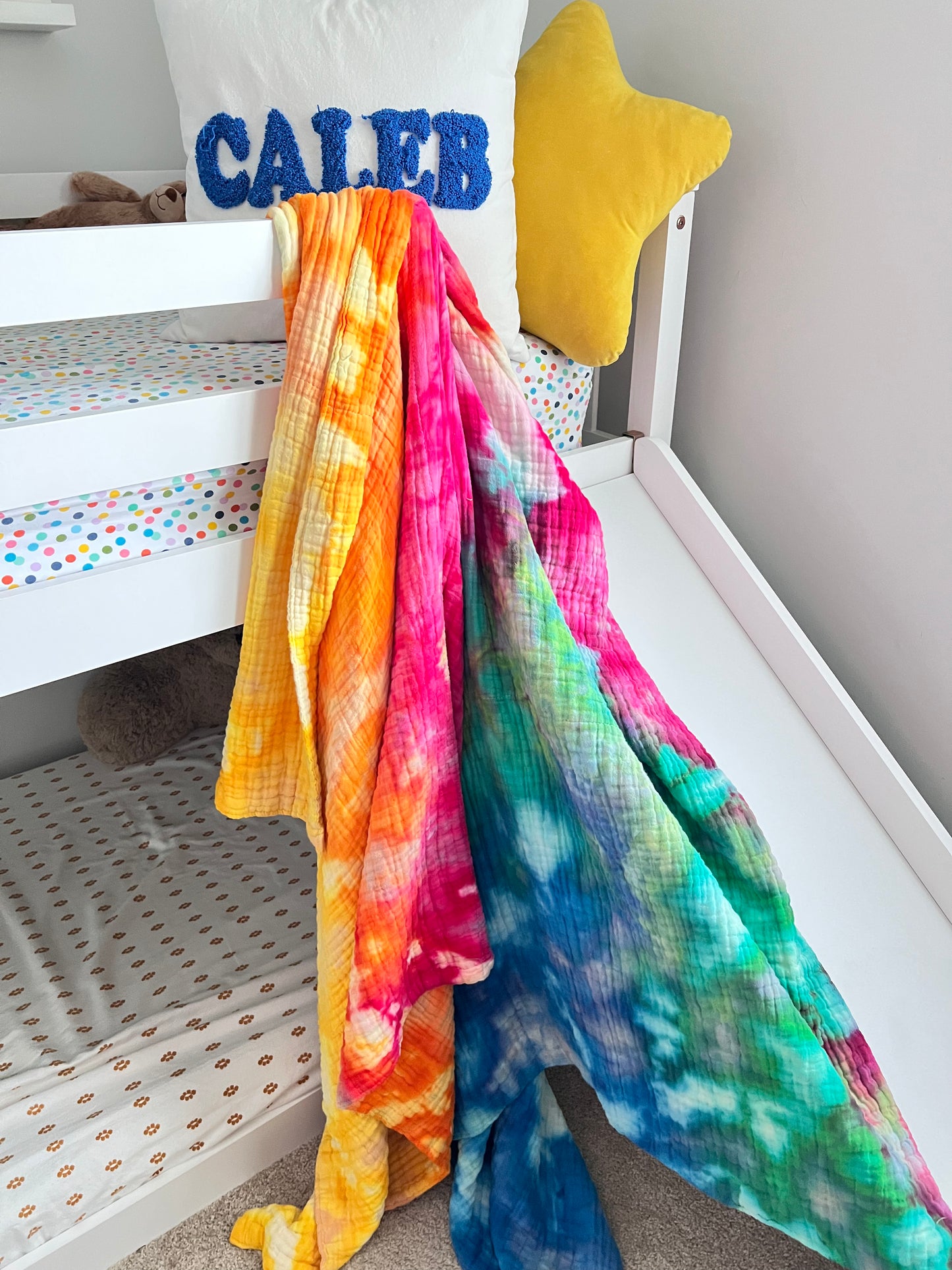 XL Muslin Blanket in Funky Monkey