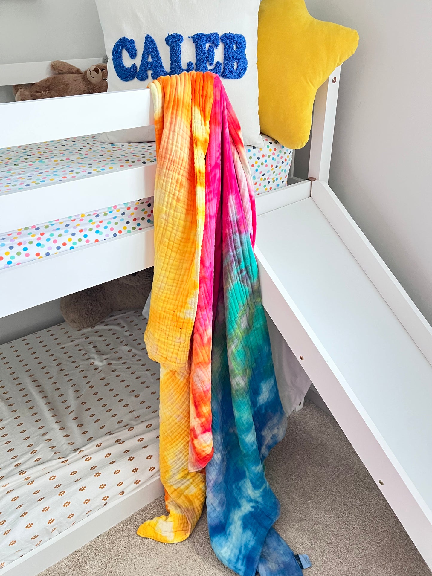 XL Muslin Blanket in Funky Monkey